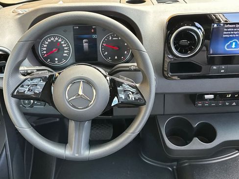New 2025 Mercedes-Benz Sprinter 2500 image 13