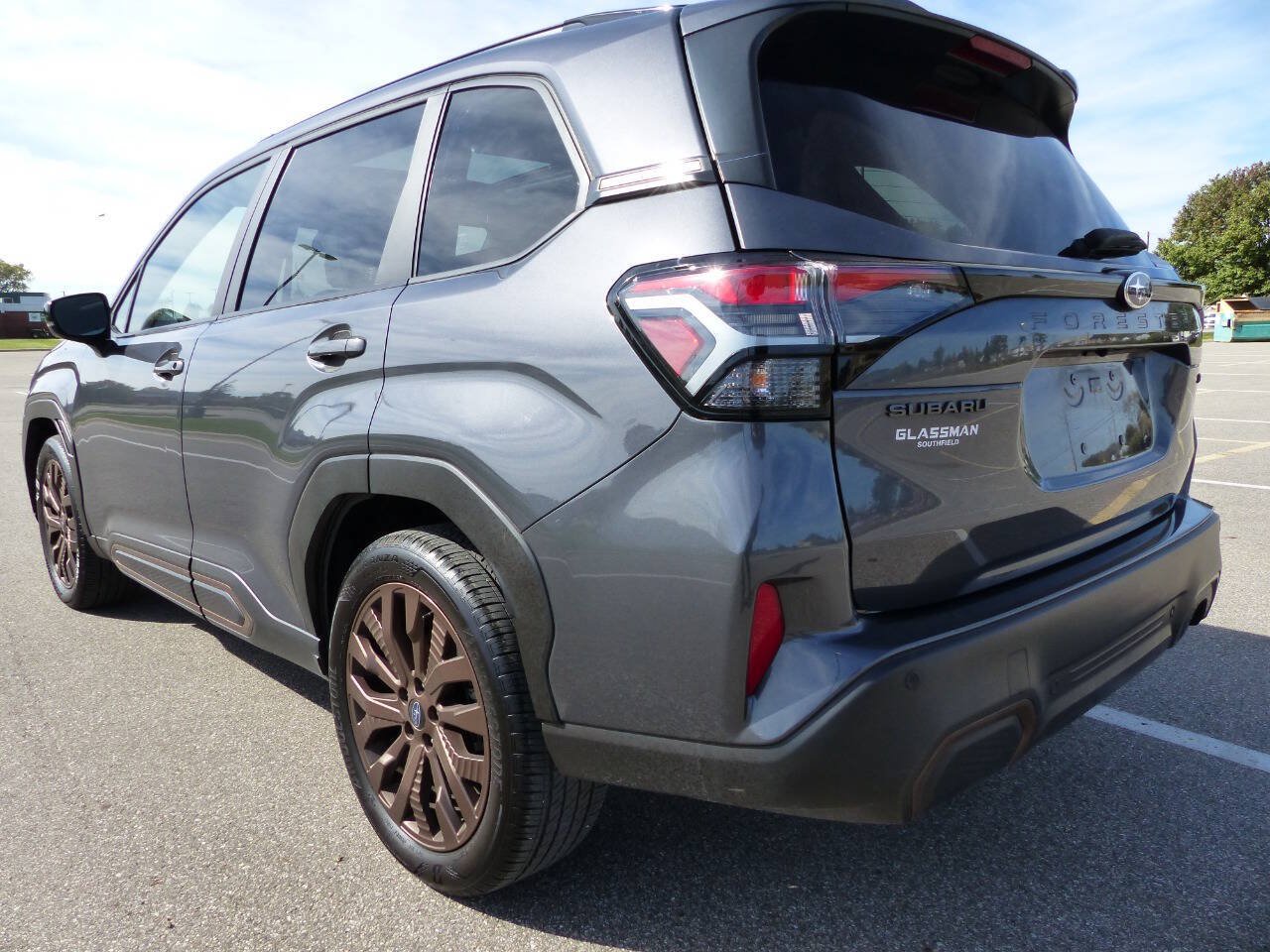 Used 2025 Subaru Forester Sport AWD/4WD image 6