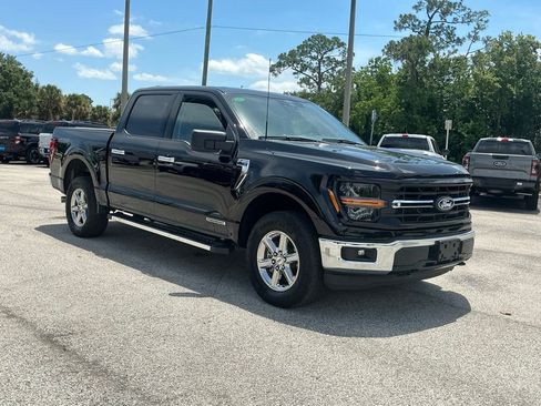Used 2025 Ford F150 XLT w/ Equipment Group 301A Standard AWD/4WD image 11