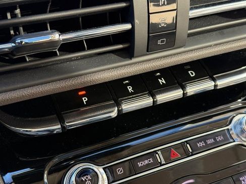 Used 2020 Lincoln Corsair Reserve image 26