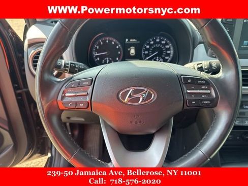 Used 2021 Hyundai Kona Limited AWD/4WD image 35