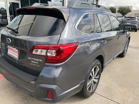 Used 2019 Subaru Outback 3.6R Limited AWD/4WD image 7