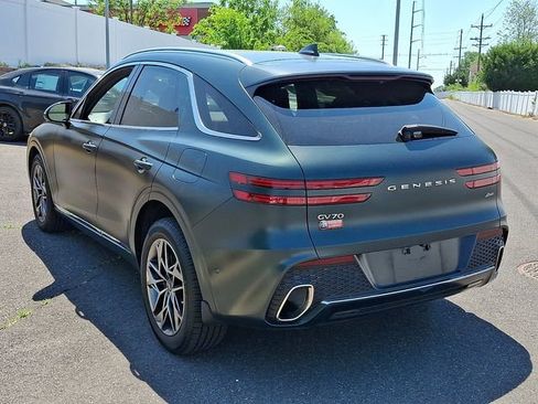 Used 2023 Genesis GV70 2.5T w/ Advanced Package AWD/4WD image 4