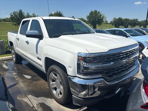 Used 2017 Chevrolet Silverado 1500 LTZ w/ Texas Edition RWD image 3