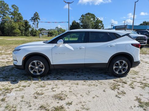 Used 2023 Chevrolet Blazer LT FWD image 7
