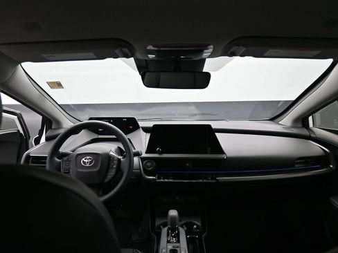 Certified 2026 Toyota Prius AWD image 25