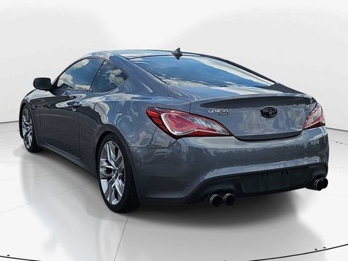 Used 2016 Hyundai Genesis Coupe 3.8 RWD image 8