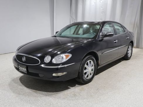 Used 2006 Buick LaCrosse CXL w/ Driver Confidence Package FWD image 7