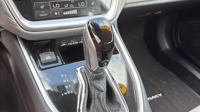 Used 2025 Subaru Legacy Premium AWD/4WD image 17