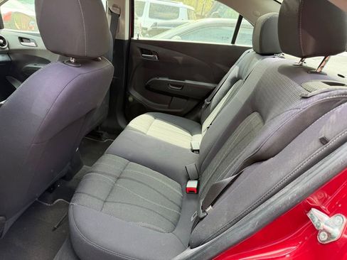 Used 2015 Chevrolet Sonic LT image 7