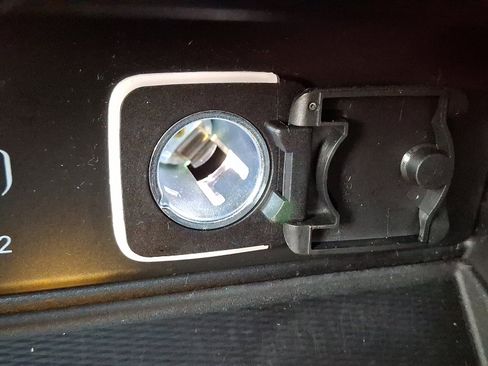 Certified 2023 Jeep Grand Cherokee Altitude image 25