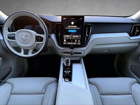New 2026 Volvo XC60 B5 Ultra w/ Protection Package Premier image 5