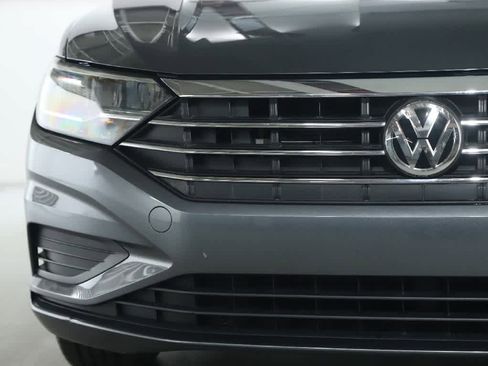 Certified 2021 Volkswagen Jetta SE w/ SE Cold Weather Package image 6