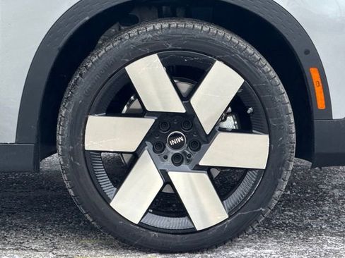 Used 2025 MINI Cooper Countryman S image 3