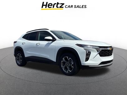 Used 2025 Chevrolet Trax LT