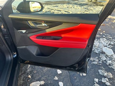 Used 2024 Chevrolet Blazer EV RS image 39