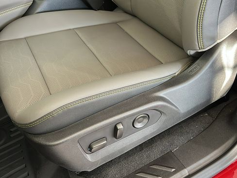 New 2026 Chevrolet Colorado ZR2 w/ Technology Package image 18