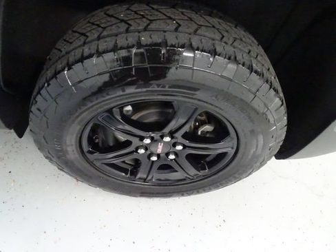 Used 2023 GMC Acadia AT4 w/ LPO, Floor Liner Package AWD/4WD image 29