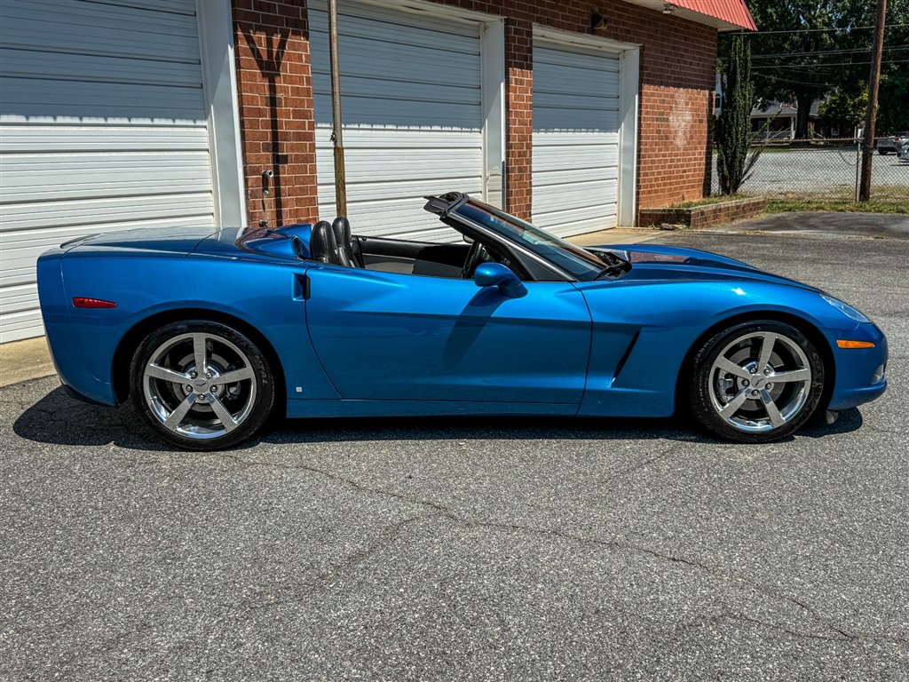 Used 2008 Chevrolet Corvette Convertible RWD image 38