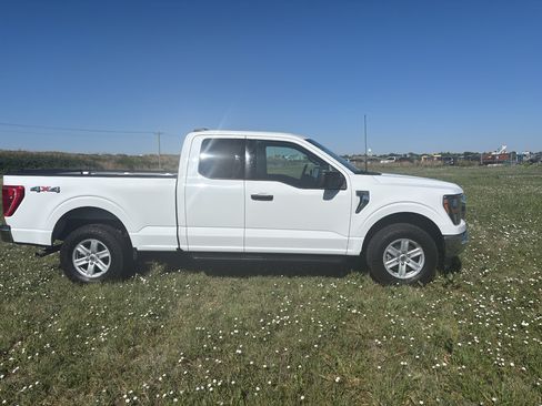 Used 2023 Ford F150 XLT w/ Equipment Group 301A Mid AWD/4WD image 4