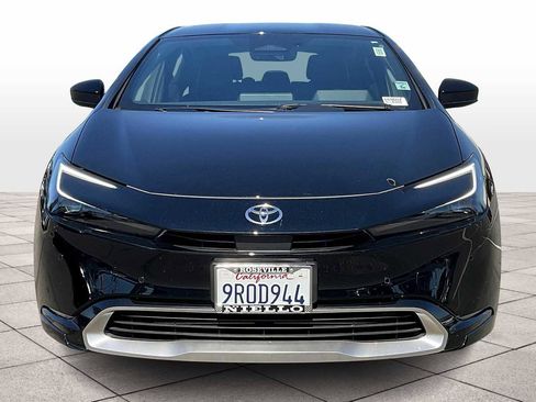 Used 2024 Toyota Prius Prime image 3