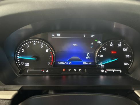 Used 2023 Ford Explorer XLT w/ Equipment Group 202A AWD/4WD image 9