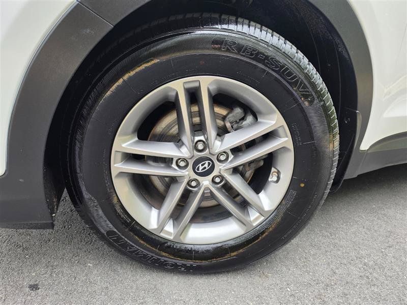 Used 2018 Hyundai Santa Fe Sport w/ 2.4L Tech Package 04 AWD/4WD image 57