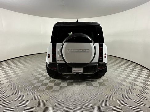 Certified 2024 Land Rover Defender 110 X-Dynamic SE image 8