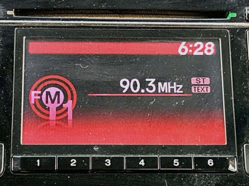 Used 2015 Honda Fit LX image 28