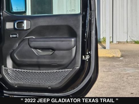 Used 2022 Jeep Gladiator Sport AWD/4WD image 32