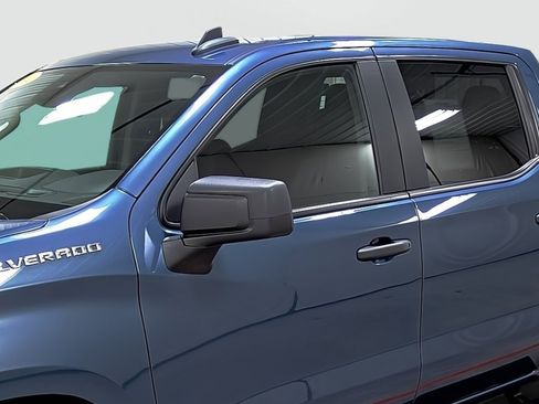 Used 2024 Chevrolet Silverado 1500 Custom image 8