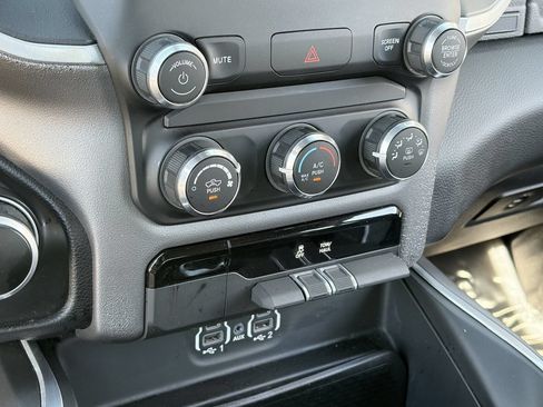 Used 2022 RAM 1500 Big Horn RWD image 29