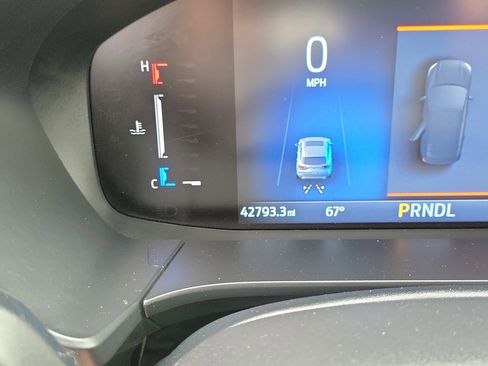 Used 2023 Ford Escape ST-Line image 5