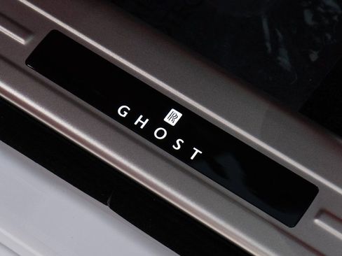 Certified 2022 Rolls-Royce Ghost w/ Ghost Package image 13