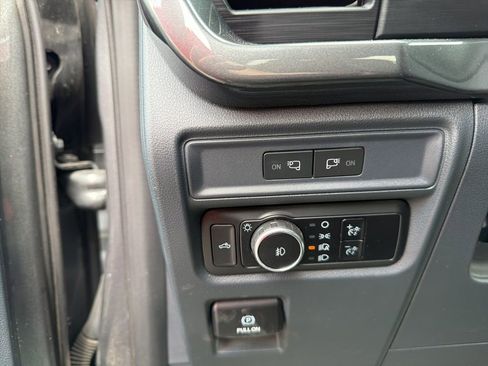 Used 2022 Ford F150 XL w/ Equipment Group 101A High AWD/4WD image 17