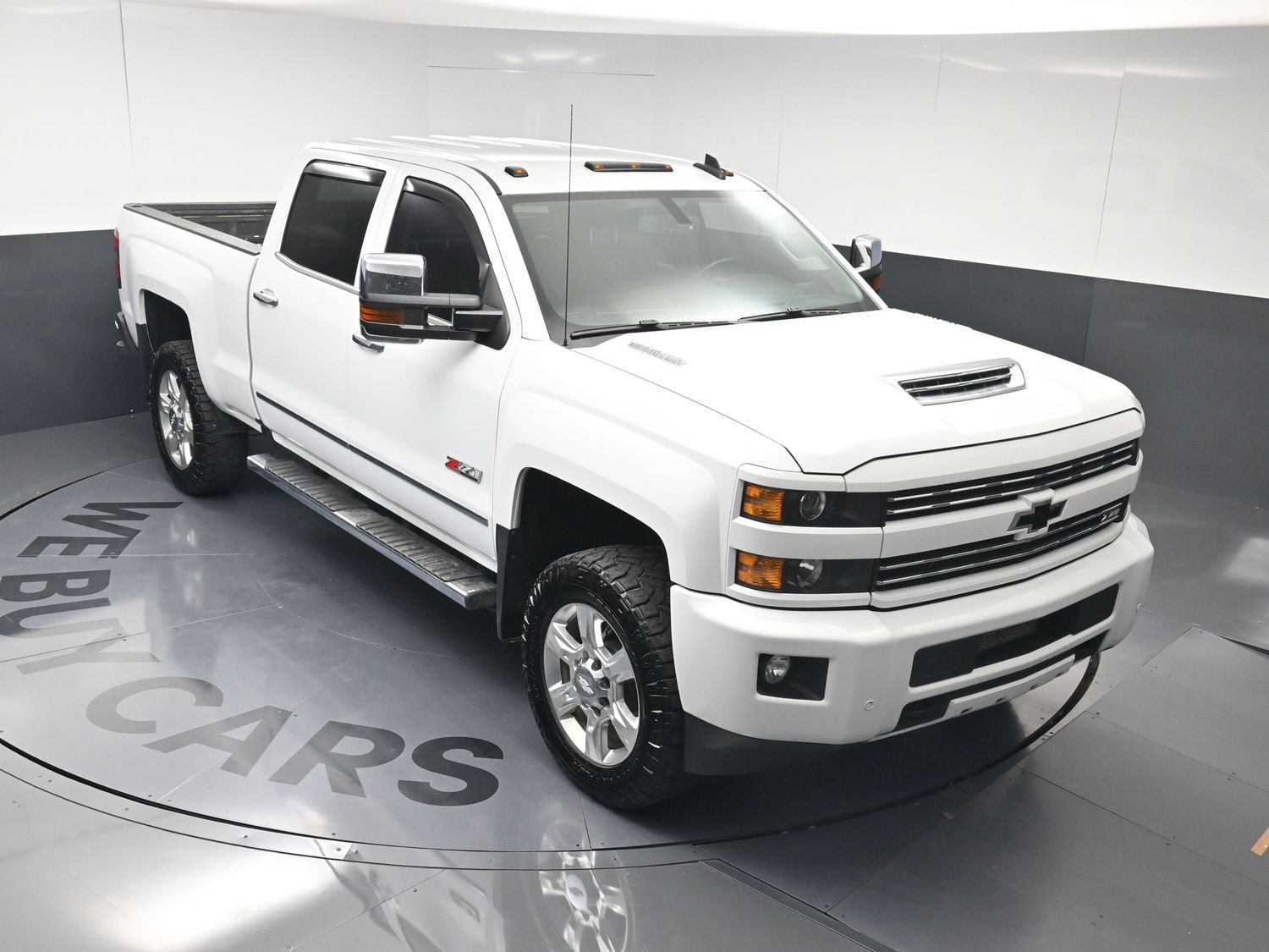 Used 2017 Chevrolet Silverado 2500 LTZ w/ Duramax Plus Package AWD/4WD image 33