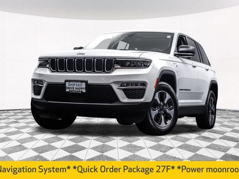 Used 2023 Jeep Grand Cherokee 4WD 4xe image 2