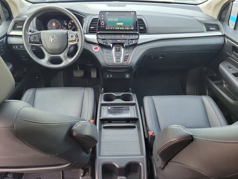 Certified 2025 Honda Odyssey EX-L image 17