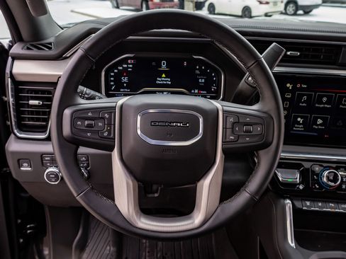 Used 2024 GMC Sierra 2500 Denali w/ Technology Package image 19