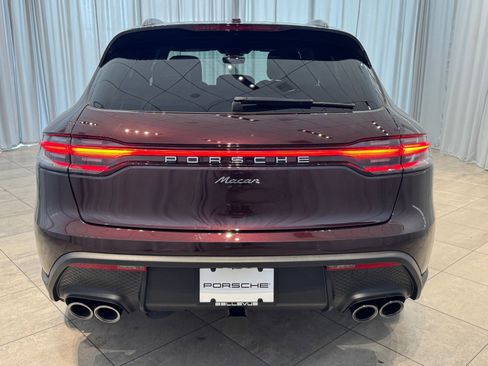 Used 2025 Porsche Macan image 10