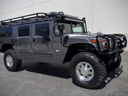 Used 2003 HUMMER H1 4-Door Wagon image 22