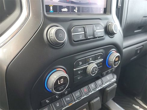 Certified 2022 Chevrolet Silverado 2500 LTZ w/ LTZ Texas Edition image 28