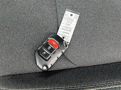Used 2025 Jeep Gladiator Sport AWD/4WD image 26
