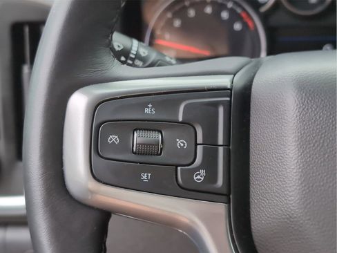 Used 2022 Chevrolet Silverado 1500 LT w/ Z71 Off-Road Package AWD/4WD image 26
