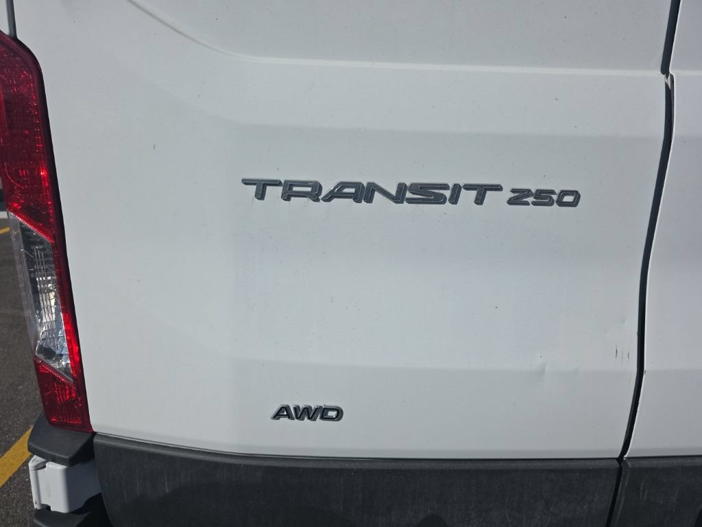 Used 2025 Ford Transit 250 148 Medium Roof Extended AWD image 8