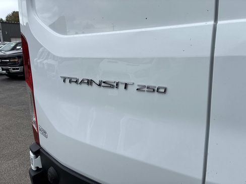 Used 2020 Ford Transit 250 Medium Roof w/ Load Area Protection Package RWD image 15