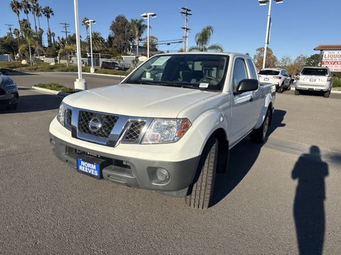 Used 2021 Nissan Frontier S image 9