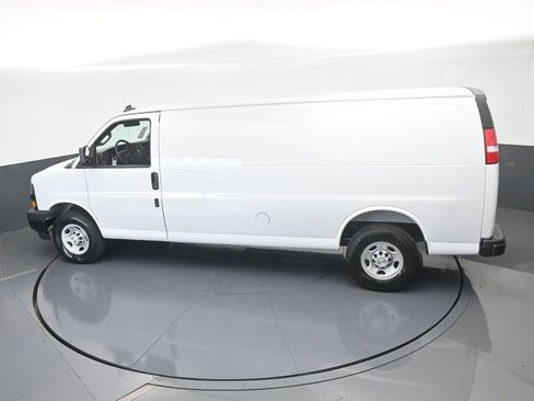 New 2025 Chevrolet Express 3500 Extended w/ Driver Convenience Package image 42
