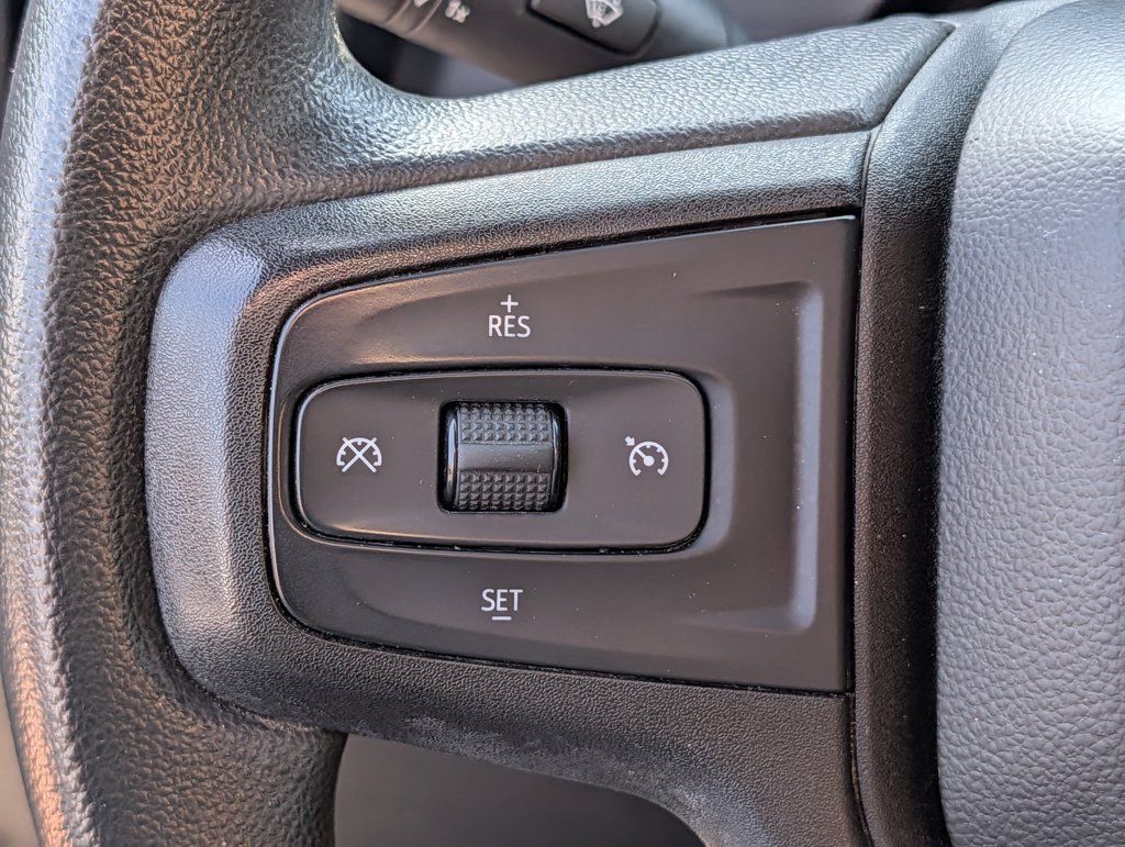 Used 2020 Chevrolet Silverado 1500 Custom w/ Custom Value Package RWD image 17