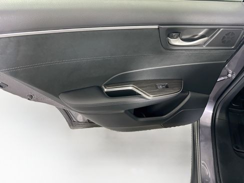 Used 2018 Honda Clarity Touring image 25